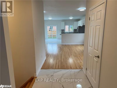 10 Falvo St, Wasaga Beach - Wasaga Beach image-0-4