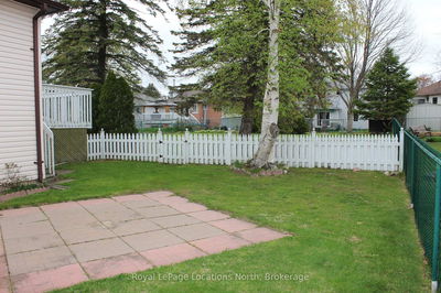 21 Langevin Dr, Wasaga Beach - Wasaga Beach image-0-4