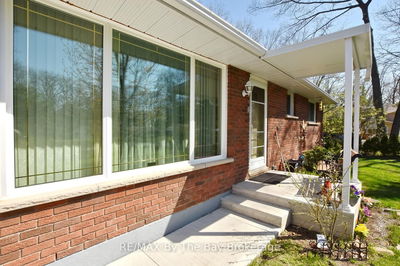 82 Helena St, Wasaga Beach - Wasaga Beach image-0-1