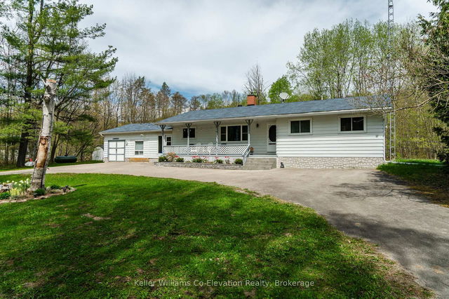 1467 Rosemount Road