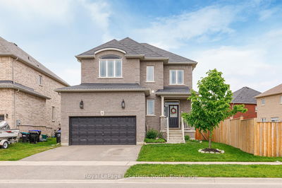 1 Academy Ave, Wasaga Beach - Wasaga Beach