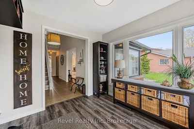 894 MONTREAL St, Midland - Midland image-0-3