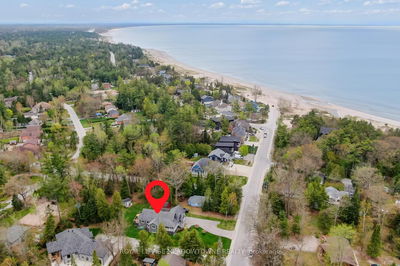 825 Eastdale Dr, Wasaga Beach - Wasaga Beach image-0-2