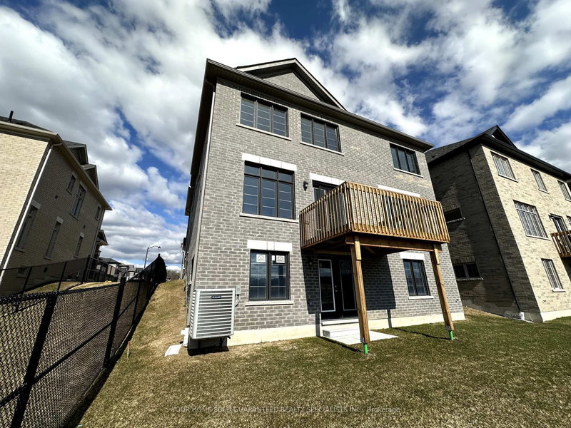 62 Calypso Ave, Springwater, L0L 1Y3 | Image 3