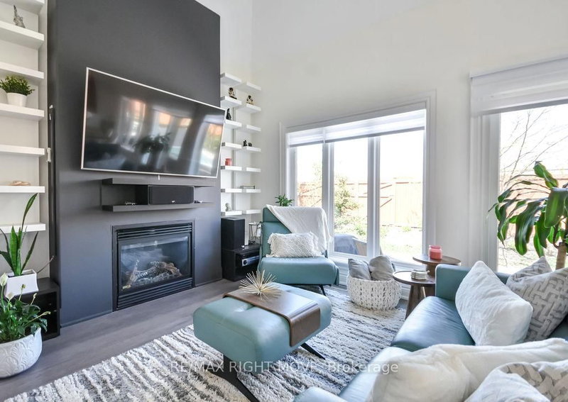 28 - 10 INVERMARA Crt, Orillia, L3V 0B7 | Image 3