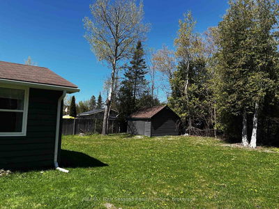 28 Betty Blvd, Wasaga Beach - Wasaga Beach image-0-3