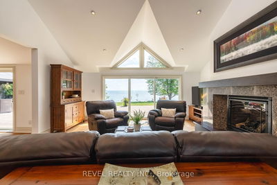 183 Lakeshore Rd, Oro-Medonte - Rural Oro-Medonte image-0-4