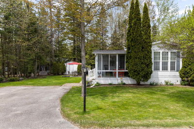 59 Topaz St, Wasaga Beach - Wasaga Beach image-0-1