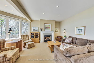 40 Belgrove Cres, Tiny - Rural Tiny image-0-4