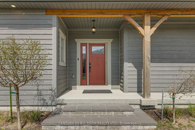 70 Landscape Dr, Oro-Medonte - Horseshoe Valley image-0-4
