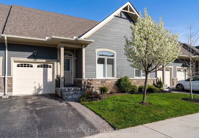 31 - 79 Kari Crescent