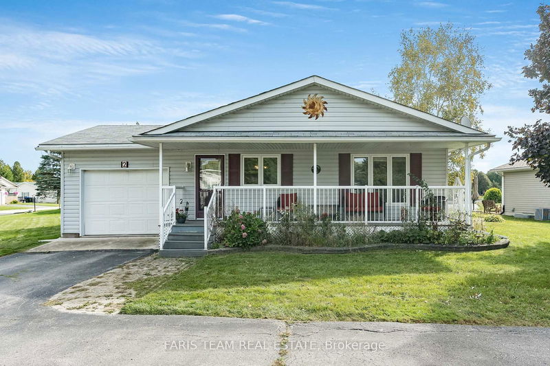 2 St James Pl, Wasaga Beach - Wasaga Beach image-0-0