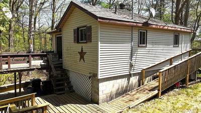 25 Balmoral Ave, Tiny - Rural Tiny image-0-2