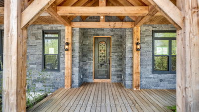 54 Pine Ridge Tr, Oro-Medonte - Horseshoe Valley image-0-2