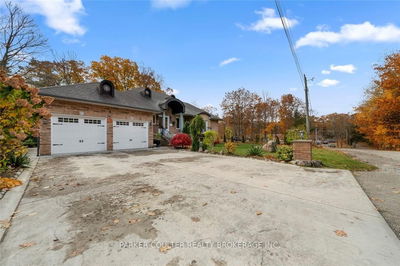 7 Sherwood Cres, Tiny - Rural Tiny image-0-3
