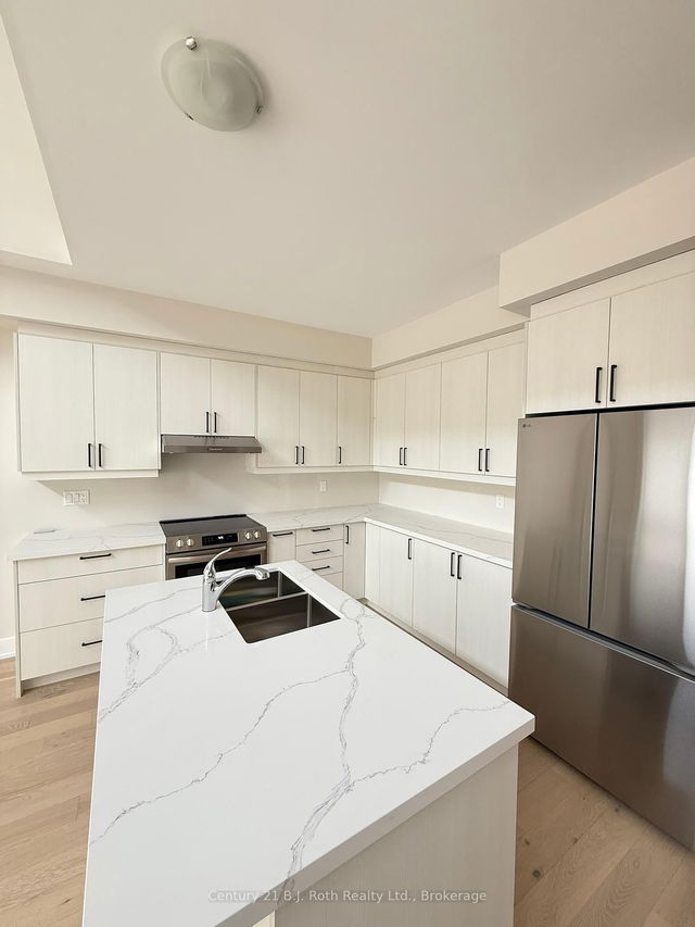 15 Ruby Crescent