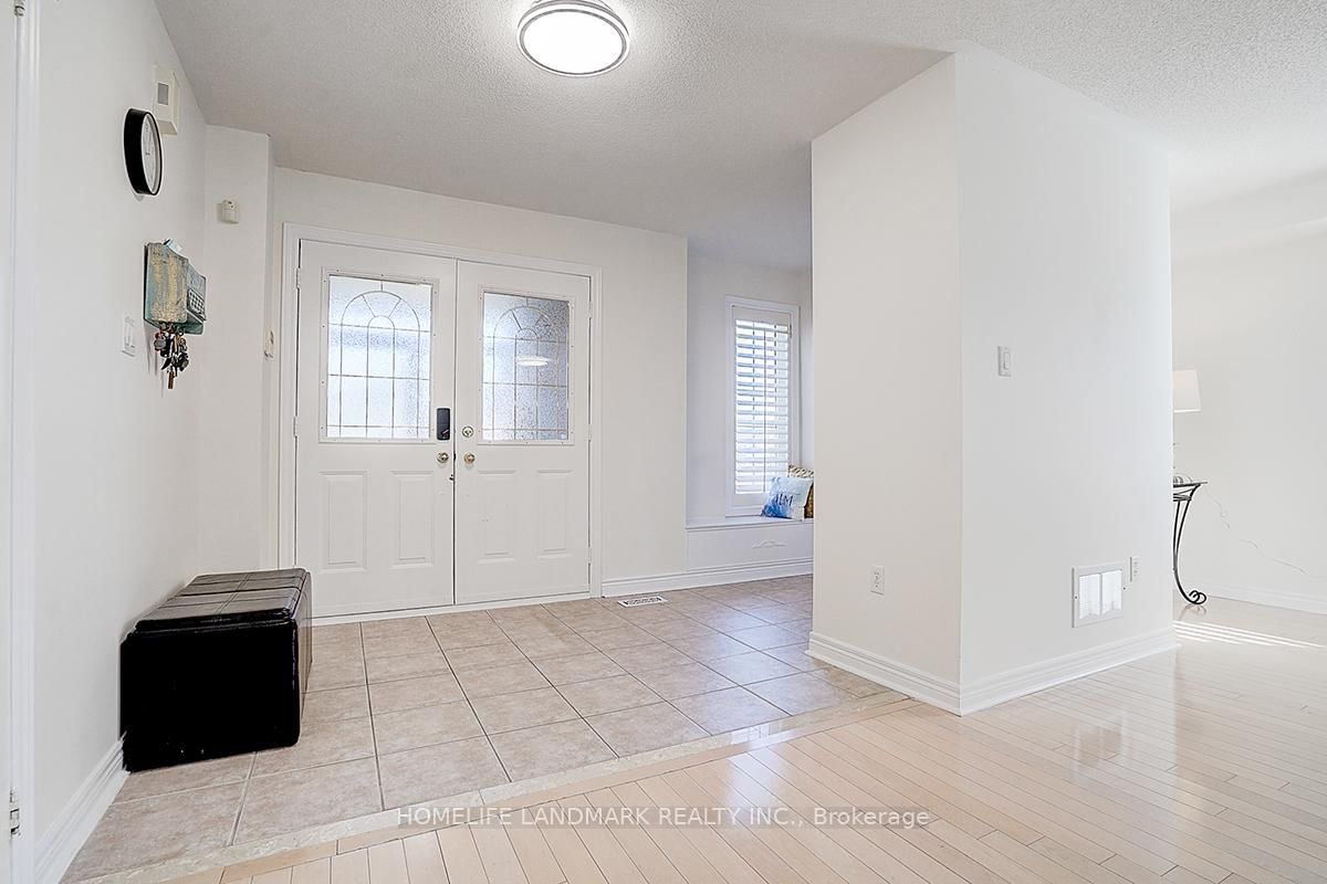 Detached House for sale at 65 Crimson Ridge Road, Barrie, South Shore, L4N 0G7 - MLS: S12156205