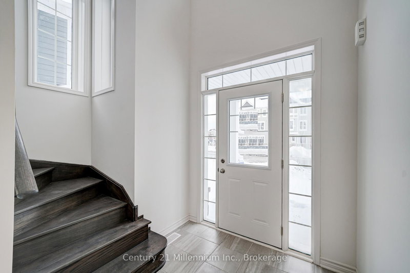 13 Abby Dr, Wasaga Beach, L9Z 0K1 | Image 2