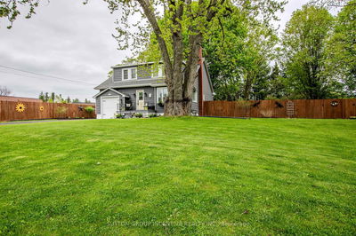 357 Lafontaine Rd, Tiny - Lafontaine image-0-4