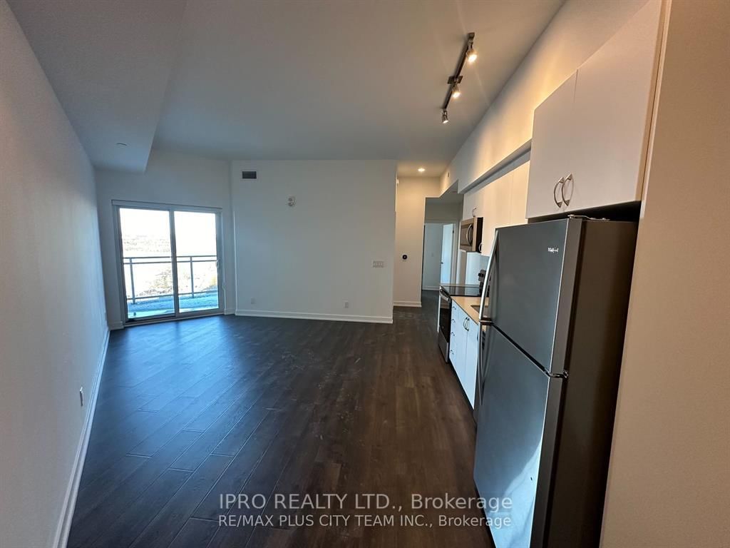 Condo for sale at 208-56 Lakeside Terrace, Barrie, Little Lake, L4M 0L5 - MLS: S12157218