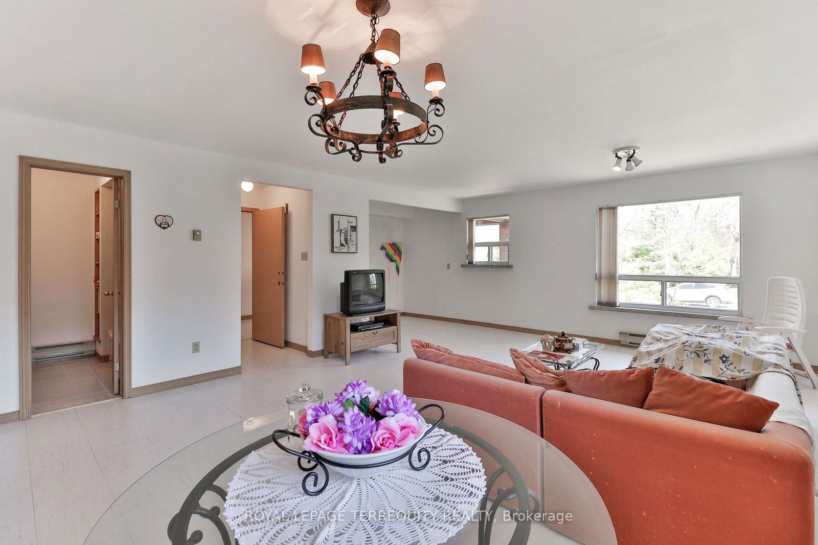 Detached House for sale at 46 Stocco Circle, Tiny, Rural Tiny, L0L 2T0 - MLS: S12157350