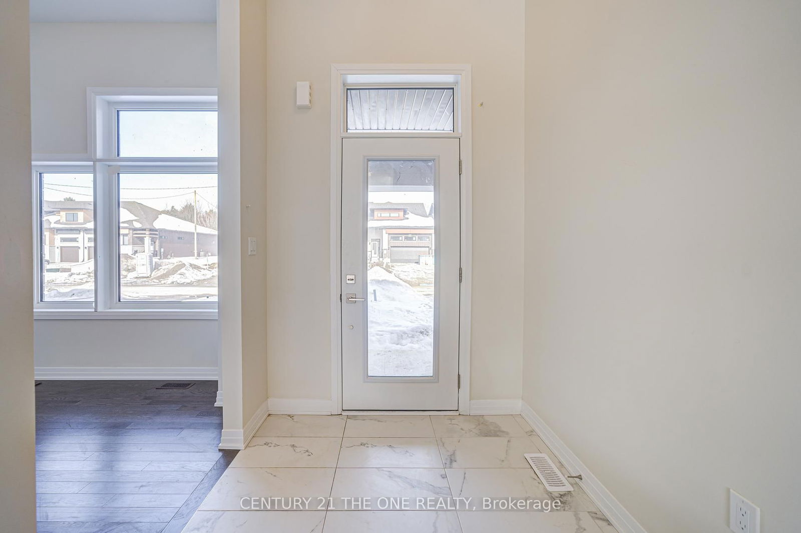 Detached House for sale at 3045 Sandy Acre, Severn, West Shore, L3V 8P9 - MLS: S12157392