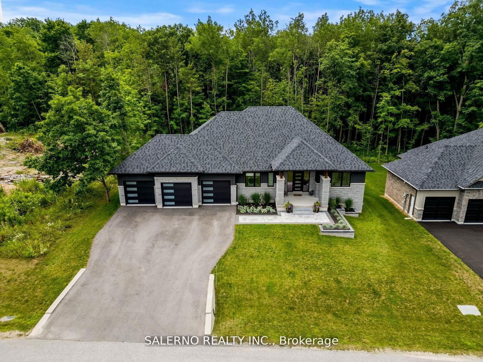 Detached House for sale at 10 Jean Miller Court, Springwater, Snow Valley, L9X 0J1 - MLS: S12159256