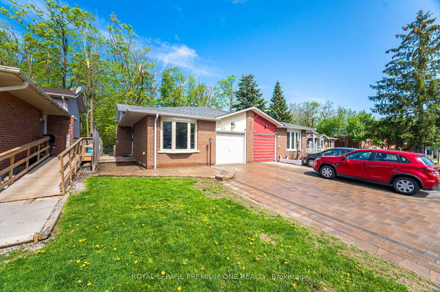 23 Ashdale Court