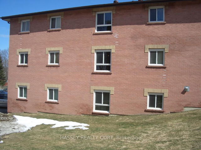 203 - 104 CODRINGTON Street
