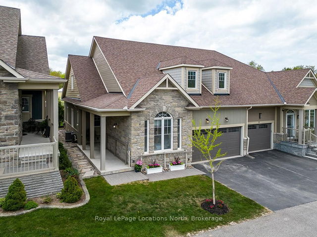 18 - 4 Kari Crescent