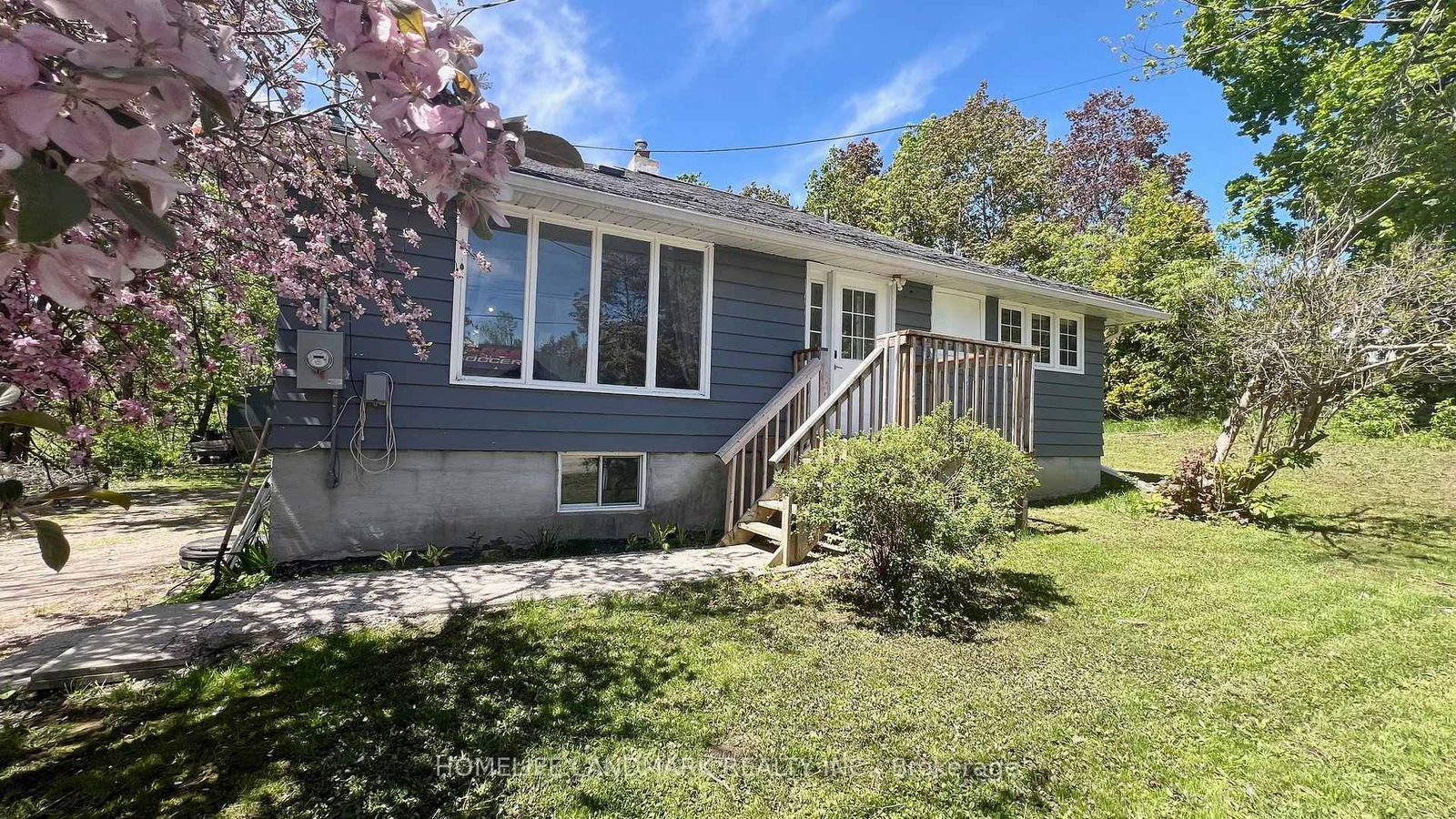 Detached House for sale at 688 7th Line, Oro-Medonte, Rural Oro-Medonte, L0L 2E0 - MLS: S12164386