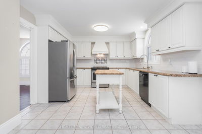 10 Rebecca Crt, Barrie - Painswick South image-0-3