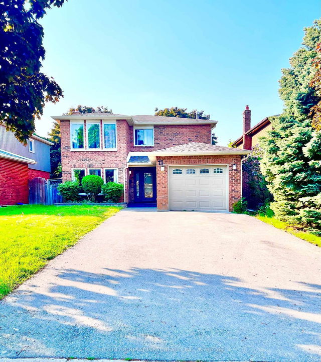 71 TRILLIUM Crescent