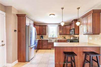 1078 Harbourview Dr, Midland - Midland image-0-4