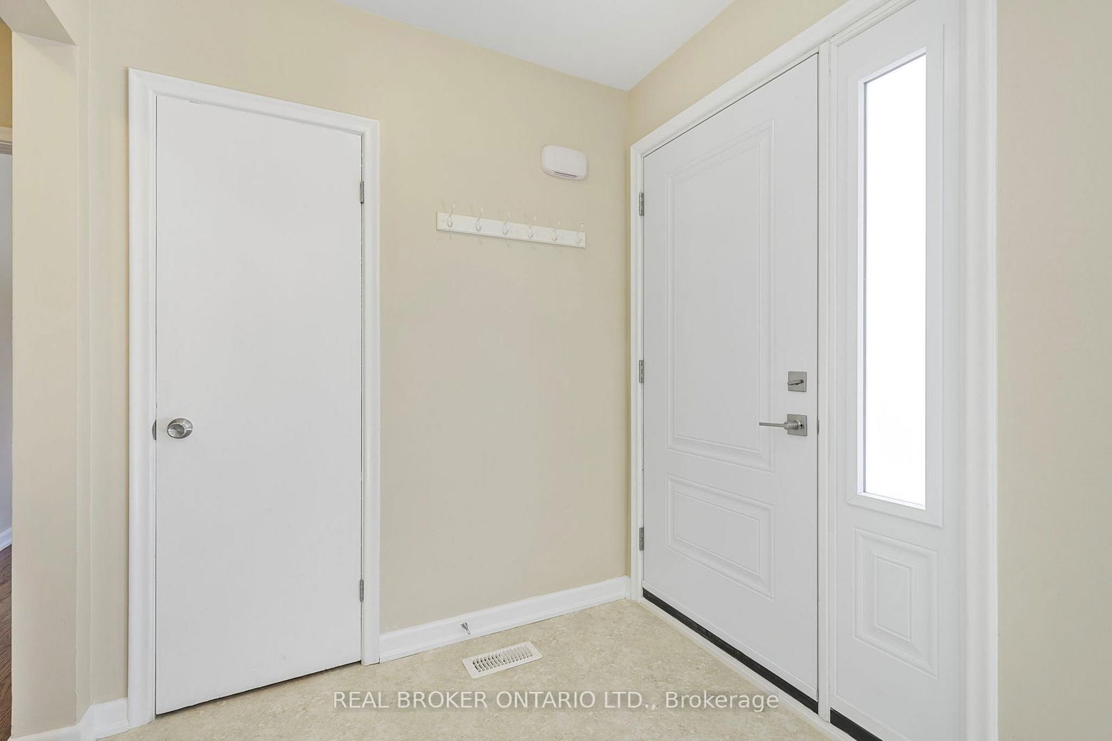 Detached House for sale at 90 Johnson Street, Barrie, Codrington, L4M 4R3 - MLS: S12164662