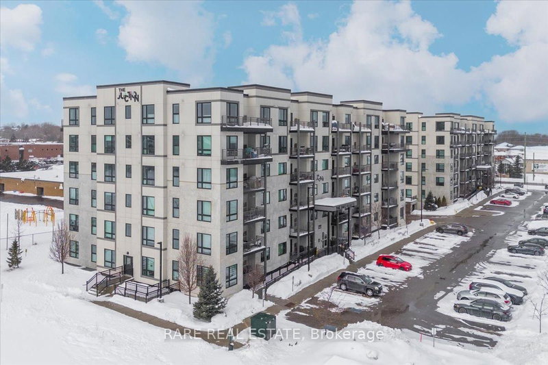 102 - 299 Cundles Rd E, Barrie, L4M 0K9 | Image 2