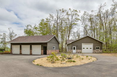 691 Mount St. Louis Rd, Oro-Medonte - Moonstone image-0-3