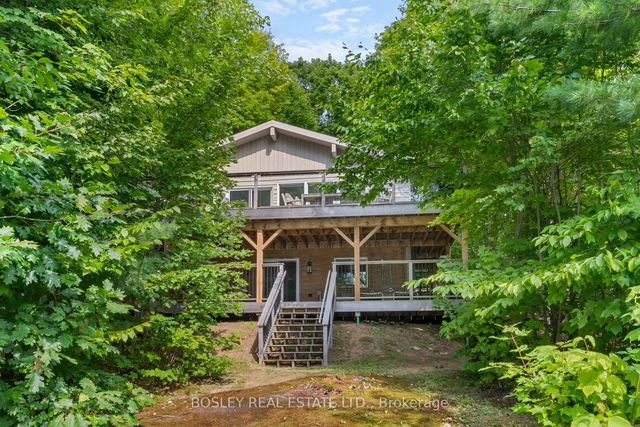 Cottage - 152 Farlain Lake Road