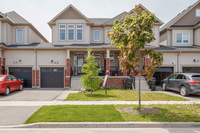 16 Barfoot Street