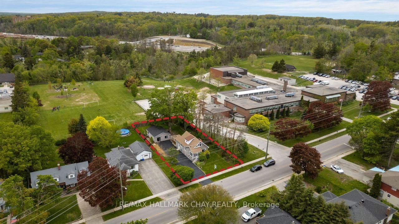 Listing Image 7