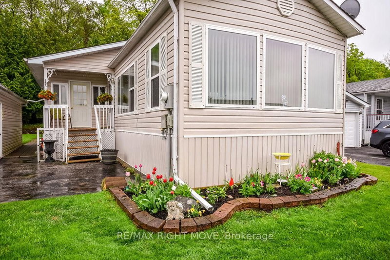 1407 Fox Rd, Severn, L3V 0V4 | Image 2