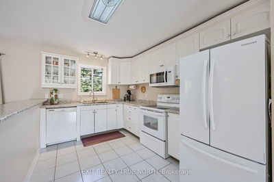 59 Riverdale Dr, Wasaga Beach - Wasaga Beach image-0-3