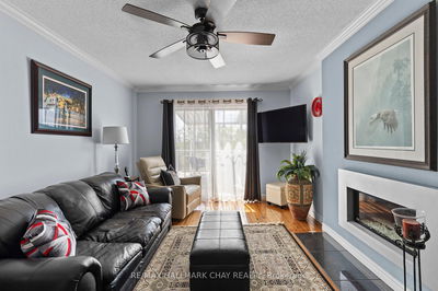 292 Leacock Dr, Barrie - Letitia Heights image-0-4