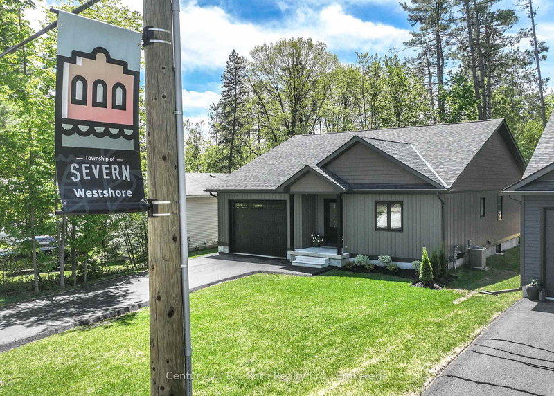 3324 Bramshott Ave, Severn, L3V 0V9 | Image 2