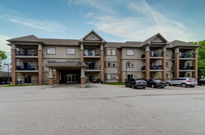 Unit 208 — 19A Yonge St, Springwater - Elmvale image-0-3