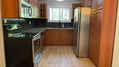 28 Golfdale Rd, Barrie - Bayfield image-0-4