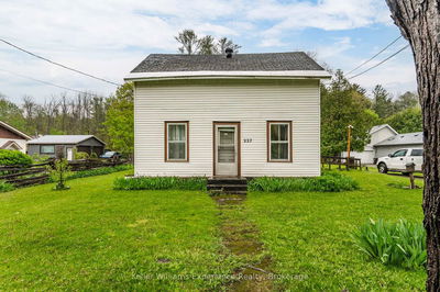 227 Fox St, Penetanguishene - Penetanguishene image-0-1