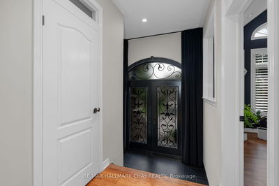 70 CUMMING Dr, Barrie - Ardagh image-0-1