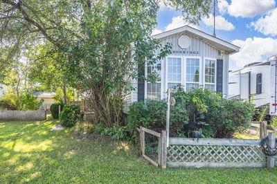 Unit 118 — 5216 County Road 90, Springwater - Rural Springwater