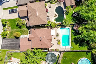 5 Newberry Crt, Barrie - Painswick South image-0-1